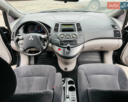 Черный Мицубиси Грандис, объемом двигателя 2.4 л и пробегом 188 тыс. км за 6800 $, фото 35 на Automoto.ua