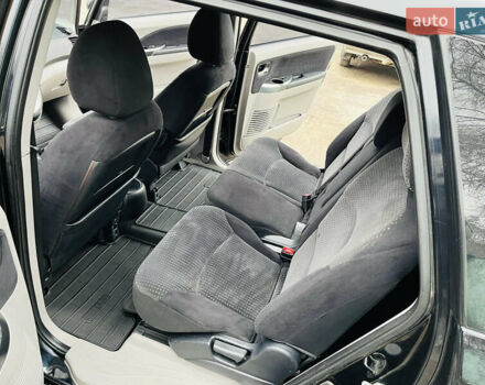 Черный Мицубиси Грандис, объемом двигателя 2.4 л и пробегом 188 тыс. км за 6800 $, фото 30 на Automoto.ua