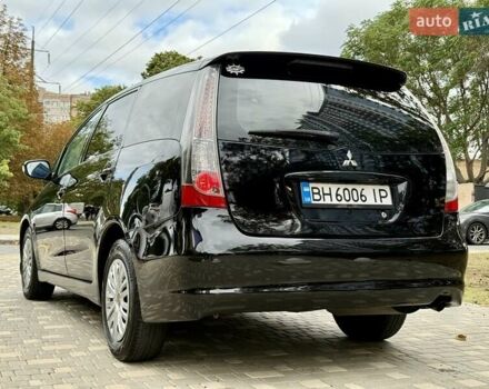 Черный Мицубиси Грандис, объемом двигателя 2.4 л и пробегом 323 тыс. км за 5999 $, фото 6 на Automoto.ua