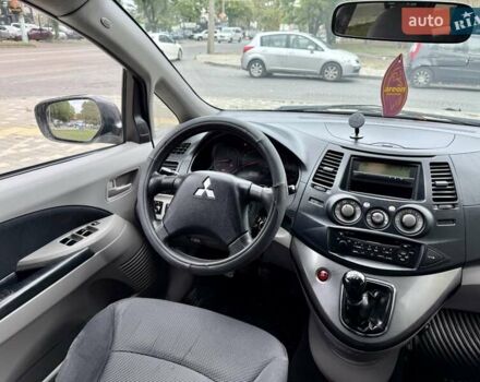 Черный Мицубиси Грандис, объемом двигателя 2.4 л и пробегом 323 тыс. км за 5999 $, фото 69 на Automoto.ua