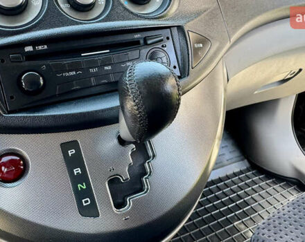 Черный Мицубиси Грандис, объемом двигателя 2.4 л и пробегом 121 тыс. км за 6450 $, фото 47 на Automoto.ua