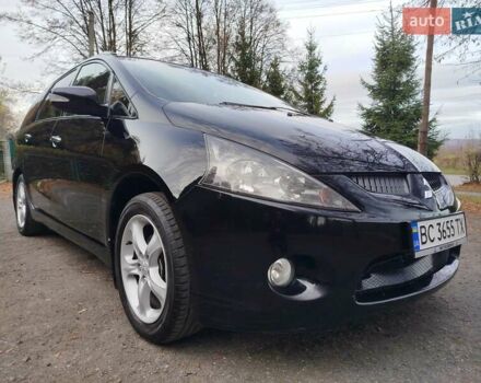 Черный Мицубиси Грандис, объемом двигателя 2.38 л и пробегом 215 тыс. км за 5900 $, фото 8 на Automoto.ua