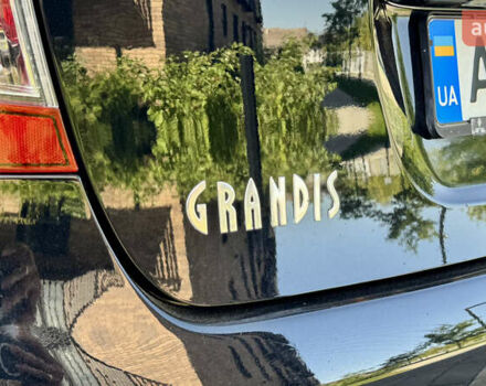 Черный Мицубиси Грандис, объемом двигателя 2.4 л и пробегом 121 тыс. км за 6450 $, фото 25 на Automoto.ua