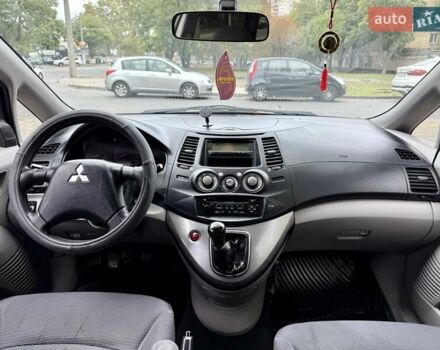 Черный Мицубиси Грандис, объемом двигателя 2.4 л и пробегом 323 тыс. км за 5999 $, фото 64 на Automoto.ua