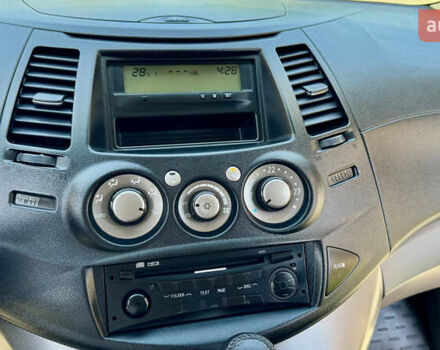 Черный Мицубиси Грандис, объемом двигателя 2.4 л и пробегом 121 тыс. км за 6450 $, фото 43 на Automoto.ua