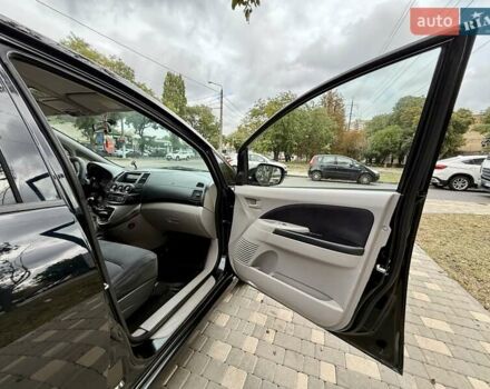 Черный Мицубиси Грандис, объемом двигателя 2.4 л и пробегом 323 тыс. км за 5999 $, фото 41 на Automoto.ua