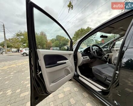 Черный Мицубиси Грандис, объемом двигателя 2.4 л и пробегом 323 тыс. км за 5999 $, фото 32 на Automoto.ua