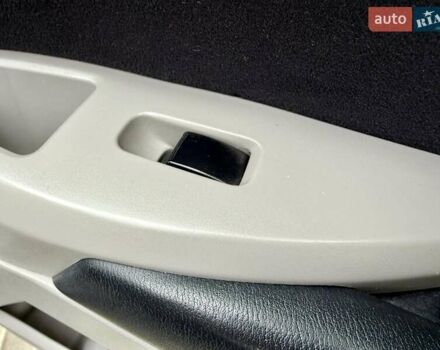 Черный Мицубиси Грандис, объемом двигателя 2.4 л и пробегом 323 тыс. км за 5999 $, фото 44 на Automoto.ua