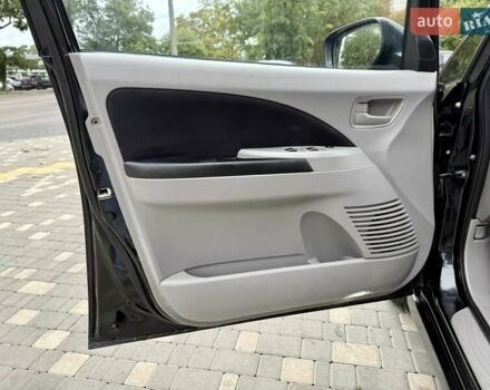 Черный Мицубиси Грандис, объемом двигателя 2.4 л и пробегом 323 тыс. км за 5999 $, фото 31 на Automoto.ua