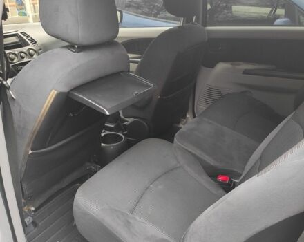 Черный Мицубиси Грандис, объемом двигателя 2.4 л и пробегом 320 тыс. км за 5700 $, фото 4 на Automoto.ua