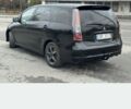 Черный Мицубиси Грандис, объемом двигателя 2 л и пробегом 290 тыс. км за 2600 $, фото 1 на Automoto.ua