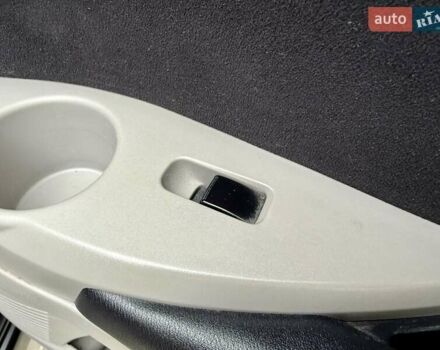 Черный Мицубиси Грандис, объемом двигателя 2.4 л и пробегом 323 тыс. км за 5999 $, фото 63 на Automoto.ua