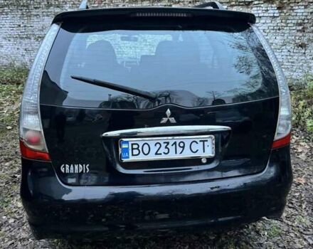 Чорний Міцубісі Грандіс, об'ємом двигуна 2.4 л та пробігом 270 тис. км за 3950 $, фото 6 на Automoto.ua