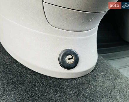 Черный Мицубиси Грандис, объемом двигателя 2.4 л и пробегом 188 тыс. км за 6800 $, фото 46 на Automoto.ua