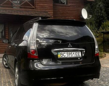 Чорний Міцубісі Грандіс, об'ємом двигуна 2.4 л та пробігом 323 тис. км за 4900 $, фото 1 на Automoto.ua