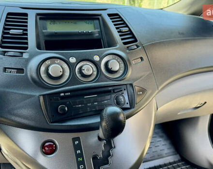 Черный Мицубиси Грандис, объемом двигателя 2.4 л и пробегом 121 тыс. км за 6450 $, фото 44 на Automoto.ua