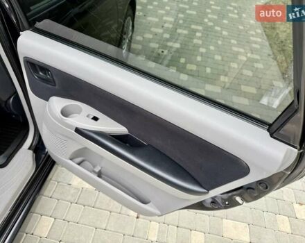 Черный Мицубиси Грандис, объемом двигателя 2.4 л и пробегом 323 тыс. км за 5999 $, фото 58 на Automoto.ua