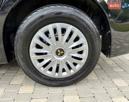 Черный Мицубиси Грандис, объемом двигателя 2.4 л и пробегом 323 тыс. км за 5999 $, фото 28 на Automoto.ua