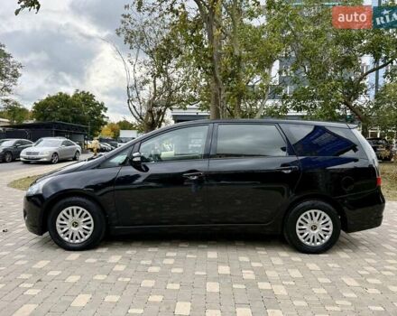 Черный Мицубиси Грандис, объемом двигателя 2.4 л и пробегом 323 тыс. км за 5999 $, фото 2 на Automoto.ua