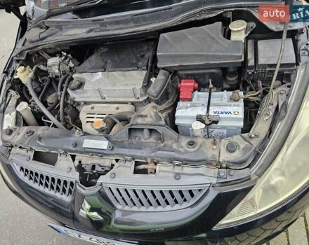 Чорний Міцубісі Грандіс, об'ємом двигуна 2.4 л та пробігом 164 тис. км за 6500 $, фото 2 на Automoto.ua