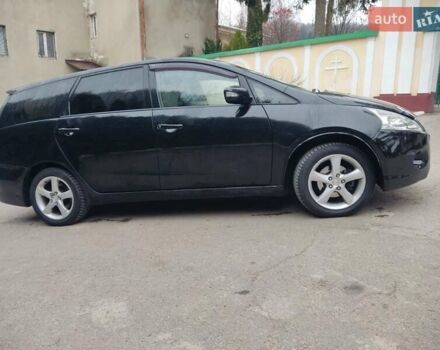 Чорний Міцубісі Грандіс, об'ємом двигуна 2.4 л та пробігом 235 тис. км за 5999 $, фото 6 на Automoto.ua