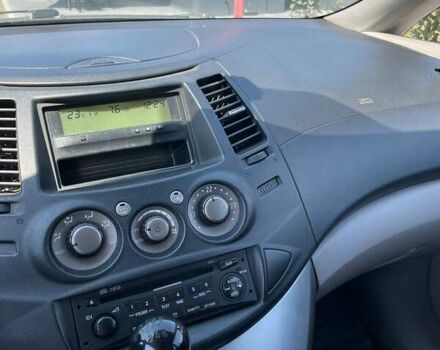 Чорний Міцубісі Грандіс, об'ємом двигуна 2 л та пробігом 228 тис. км за 7600 $, фото 16 на Automoto.ua