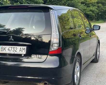 Черный Мицубиси Грандис, объемом двигателя 2.4 л и пробегом 49 тыс. км за 9250 $, фото 42 на Automoto.ua