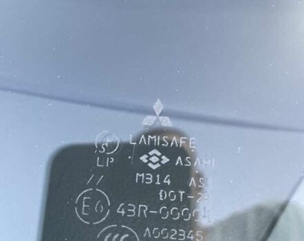 Черный Мицубиси Грандис, объемом двигателя 2.4 л и пробегом 49 тыс. км за 9250 $, фото 70 на Automoto.ua