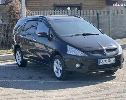 Черный Мицубиси Грандис, объемом двигателя 2.4 л и пробегом 137 тыс. км за 10700 $, фото 6 на Automoto.ua