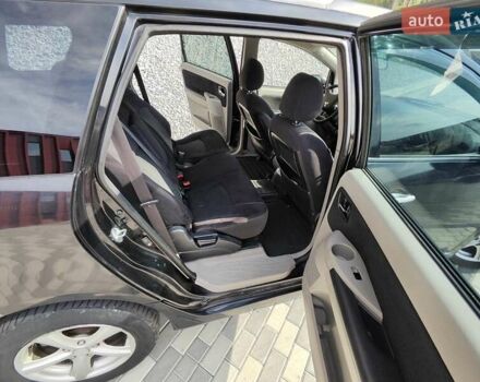 Чорний Міцубісі Грандіс, об'ємом двигуна 2 л та пробігом 245 тис. км за 6400 $, фото 7 на Automoto.ua