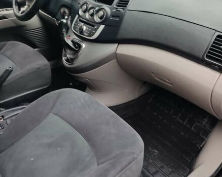 Чорний Міцубісі Грандіс, об'ємом двигуна 2.4 л та пробігом 235 тис. км за 5999 $, фото 20 на Automoto.ua