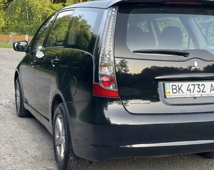 Черный Мицубиси Грандис, объемом двигателя 2.4 л и пробегом 49 тыс. км за 9250 $, фото 41 на Automoto.ua