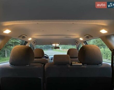 Черный Мицубиси Грандис, объемом двигателя 2.4 л и пробегом 49 тыс. км за 9250 $, фото 196 на Automoto.ua