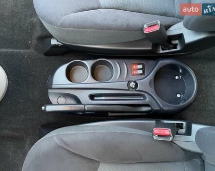 Черный Мицубиси Грандис, объемом двигателя 2.4 л и пробегом 49 тыс. км за 9250 $, фото 107 на Automoto.ua