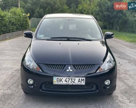 Черный Мицубиси Грандис, объемом двигателя 2.4 л и пробегом 49 тыс. км за 9250 $, фото 18 на Automoto.ua