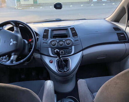Черный Мицубиси Грандис, объемом двигателя 1.97 л и пробегом 377 тыс. км за 6999 $, фото 11 на Automoto.ua