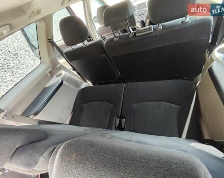 Чорний Міцубісі Грандіс, об'ємом двигуна 2 л та пробігом 245 тис. км за 6400 $, фото 6 на Automoto.ua