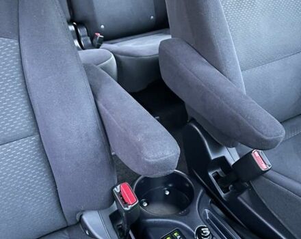 Черный Мицубиси Грандис, объемом двигателя 2.4 л и пробегом 49 тыс. км за 9250 $, фото 177 на Automoto.ua