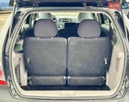 Черный Мицубиси Грандис, объемом двигателя 2.4 л и пробегом 185 тыс. км за 5899 $, фото 13 на Automoto.ua