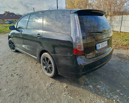 Чорний Міцубісі Грандіс, об'ємом двигуна 2 л та пробігом 249 тис. км за 5350 $, фото 2 на Automoto.ua