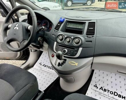 Черный Мицубиси Грандис, объемом двигателя 2.4 л и пробегом 185 тыс. км за 5899 $, фото 33 на Automoto.ua