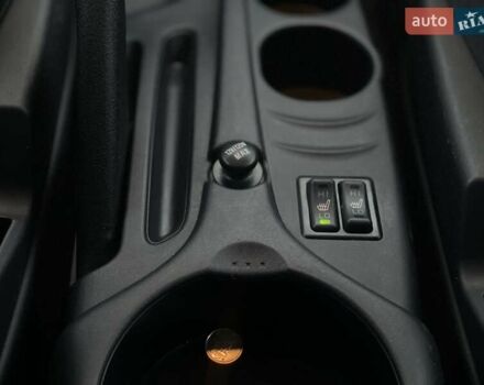 Чорний Міцубісі Грандіс, об'ємом двигуна 2.4 л та пробігом 144 тис. км за 9700 $, фото 18 на Automoto.ua