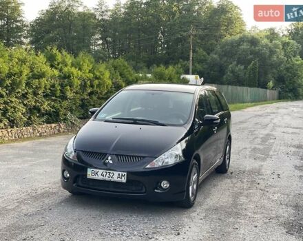 Черный Мицубиси Грандис, объемом двигателя 2.4 л и пробегом 49 тыс. км за 9250 $, фото 7 на Automoto.ua