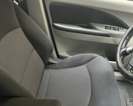 Чорний Міцубісі Грандіс, об'ємом двигуна 2.4 л та пробігом 137 тис. км за 9300 $, фото 4 на Automoto.ua