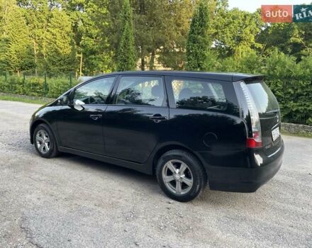 Черный Мицубиси Грандис, объемом двигателя 2.4 л и пробегом 49 тыс. км за 9250 $, фото 27 на Automoto.ua