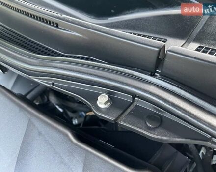 Черный Мицубиси Грандис, объемом двигателя 2.4 л и пробегом 49 тыс. км за 9250 $, фото 136 на Automoto.ua