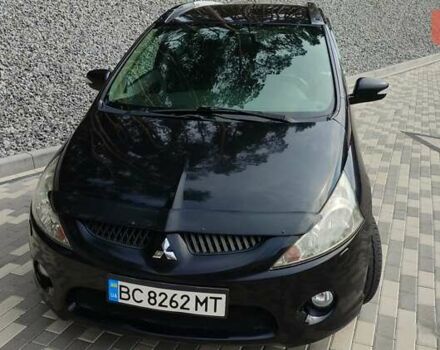 Чорний Міцубісі Грандіс, об'ємом двигуна 2 л та пробігом 245 тис. км за 6400 $, фото 3 на Automoto.ua