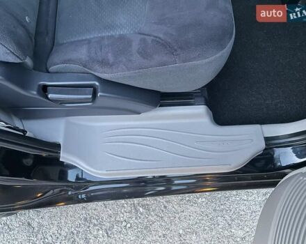 Черный Мицубиси Грандис, объемом двигателя 2.4 л и пробегом 49 тыс. км за 9250 $, фото 182 на Automoto.ua