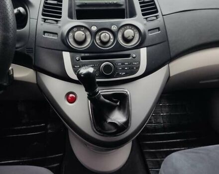 Чорний Міцубісі Грандіс, об'ємом двигуна 2.4 л та пробігом 235 тис. км за 5999 $, фото 30 на Automoto.ua