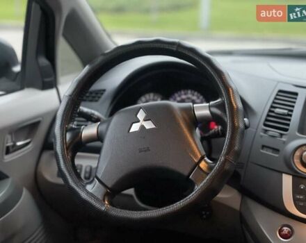 Чорний Міцубісі Грандіс, об'ємом двигуна 2.4 л та пробігом 144 тис. км за 9700 $, фото 14 на Automoto.ua